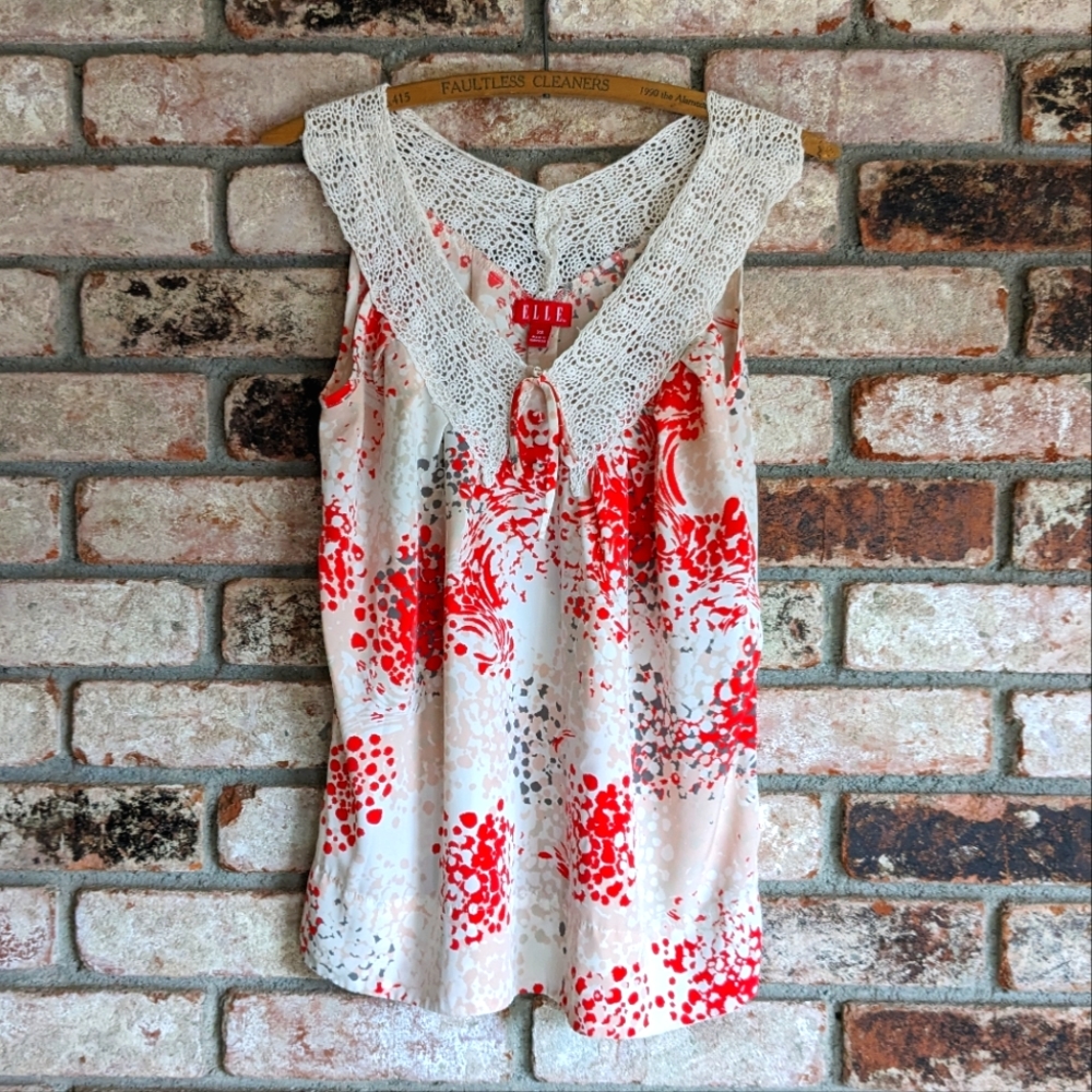 🎆 Elle Abstract Floral Sleeveless Blouse with Crochet Collar Red & White XS